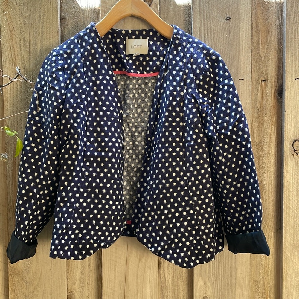 Ann Taylor Loft collarless blazer